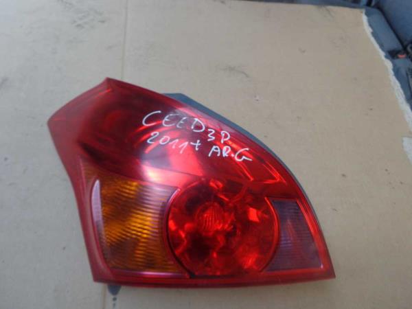 FEU ARRIERE GAUCHE KIA - Vue 1